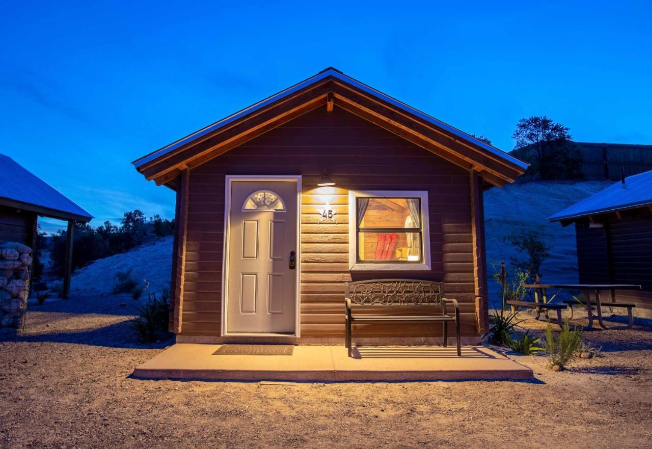 Escalante Cabins & Rv Park Exterior photo