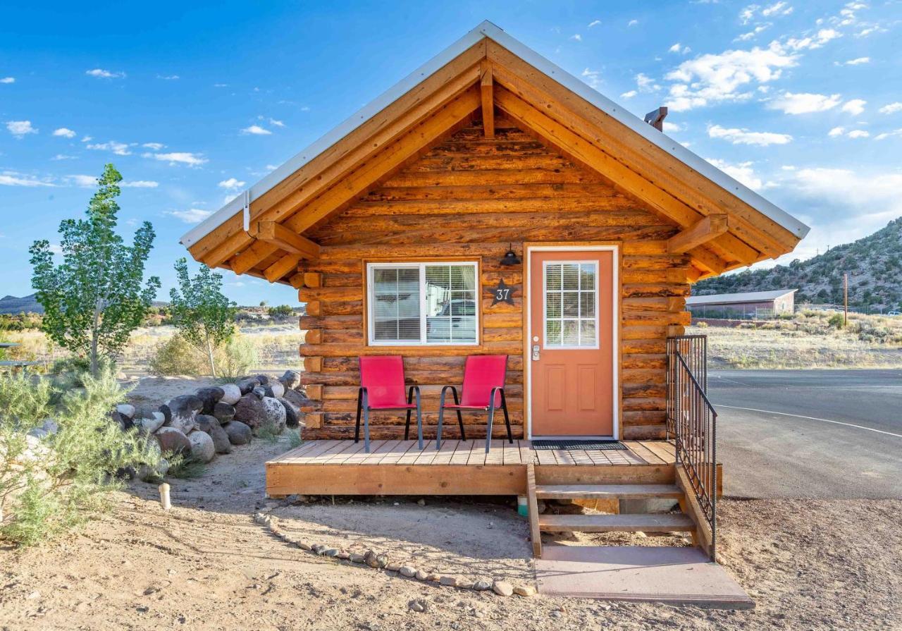 Escalante Cabins & Rv Park Exterior photo