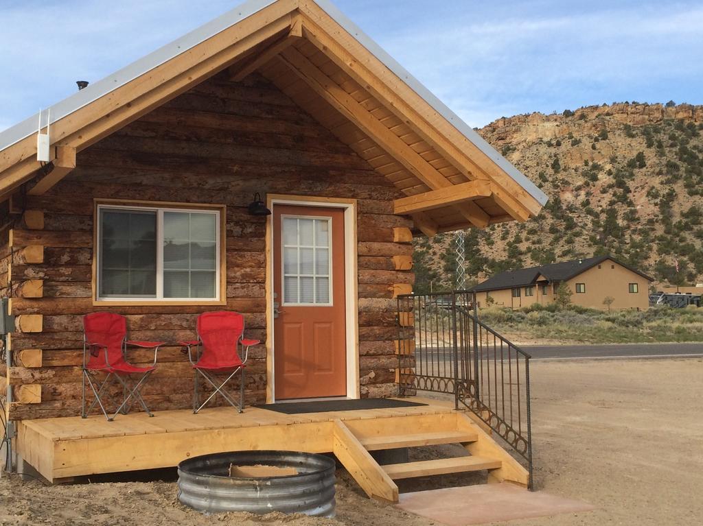 Escalante Cabins & Rv Park Exterior photo