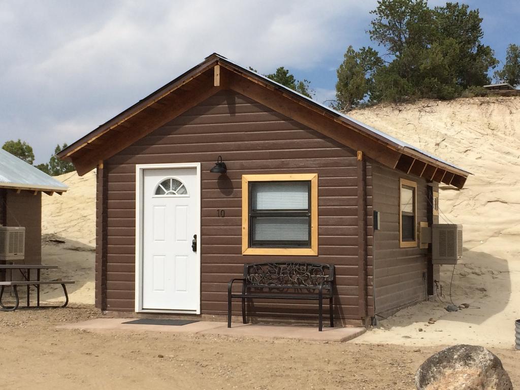 Escalante Cabins & Rv Park Exterior photo